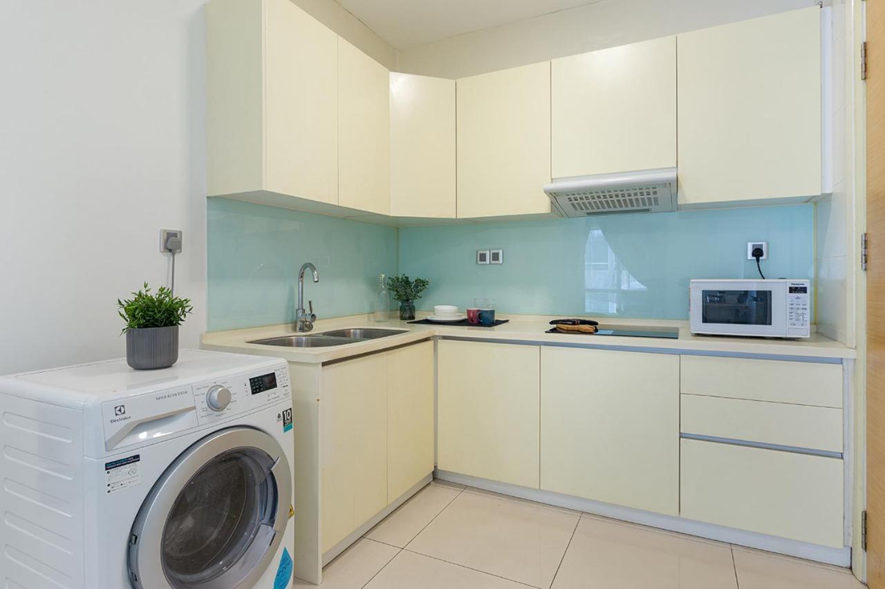 Crest Apartment